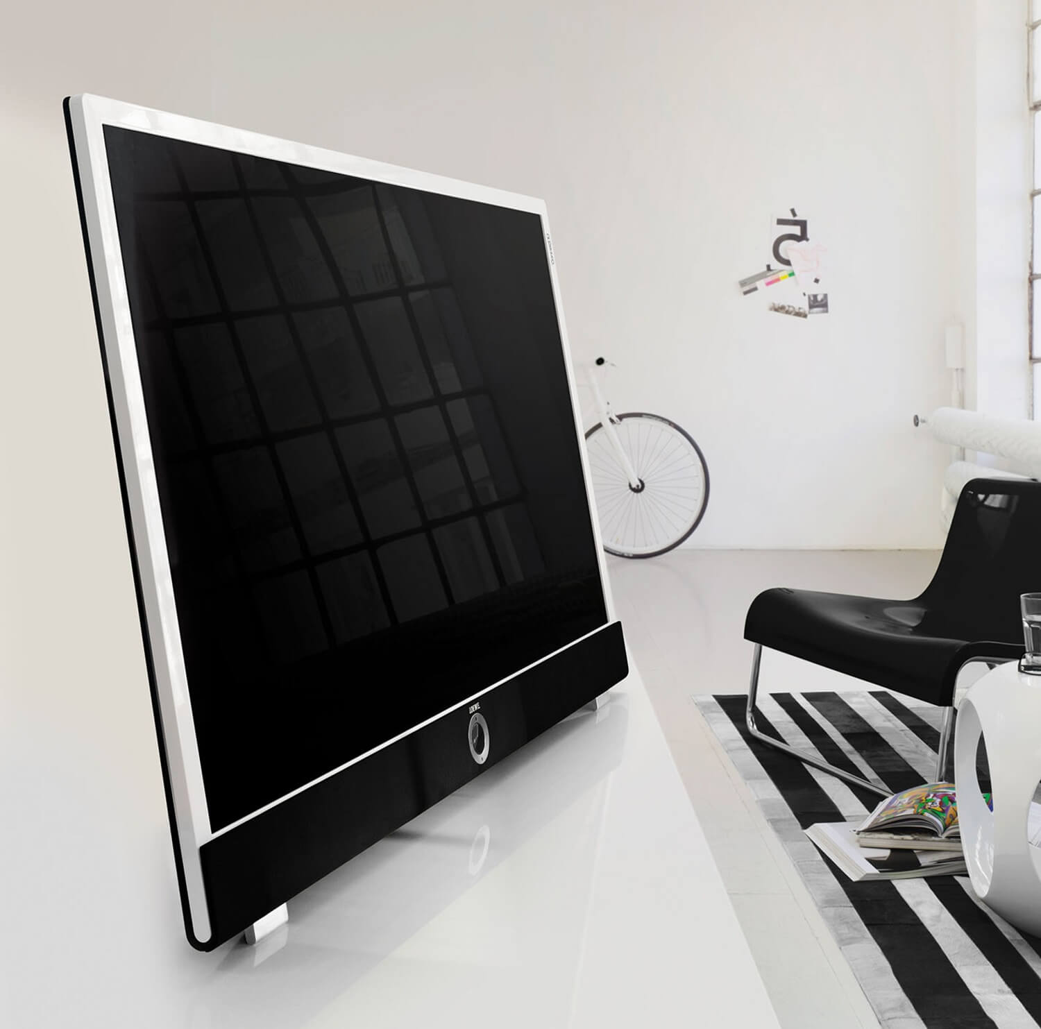Современный телевизор Loewe Connect ID 46 DR+ Современный телевизор Loewe Connect ID 46 DR+
